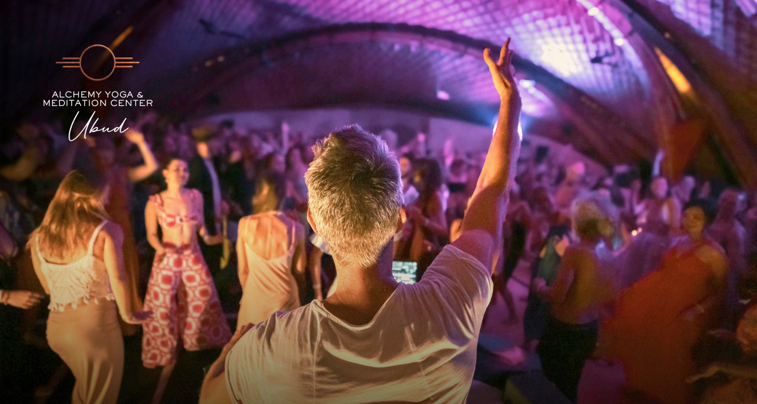 Ecstatic Dance journey with Live mantras