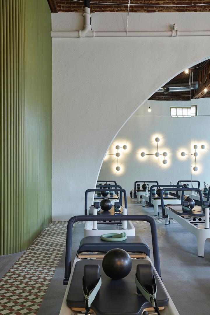 The Signature HIIT Reformer