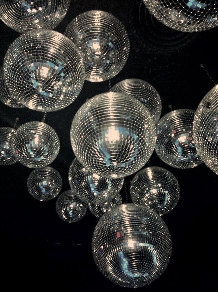 Groovy Barre